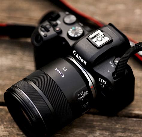 canon r5 electronic first curtain.